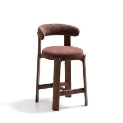 Kave Home Barkruk Met Rugleuning|Barkruk Granite Chenille en bruin essenhout (zithoogte 65cm)