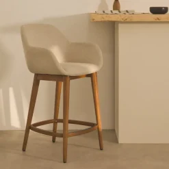 Kave Home Barkruk Met Rugleuning|Barkruk Konna Essenhout en stof, kleur /Bruin (zithoogte 66cm) Beige