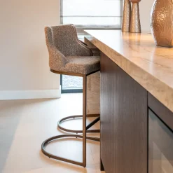 Richmond Interiors Barkruk Met Rugleuning|Barstoel Bolton Tweed stof, kleur (zithoogte 76cm) Bruin