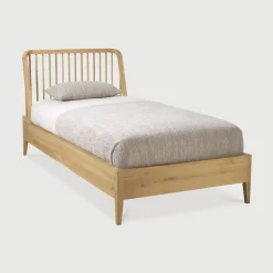 Ethnicraft Bedden & Boxsprings|Bed Spindle Geolied Eikenhout, kleur Naturel