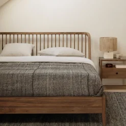 Ethnicraft Bedden & Boxsprings|Bed Spindle Gerecycled Teakhout, kleur Bruin