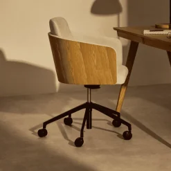 Kave Home Bureaustoelen|Bureaustoel Madai Chenille en essen, kleur Beige