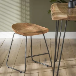 LifestyleFurn Krukjes|Eetkamerstoelen Zonder Armleuning|Eetkamerstoel / Kruk Nicole Acaciahout Massief acacia naturel