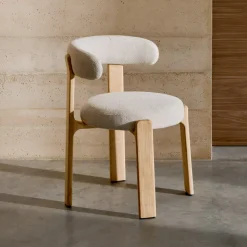 Kave Home Chenille Eetkamerstoelen|Beige Eetkamerstoelen|Eetkamerstoel Granite Chenille en naturel essenhout