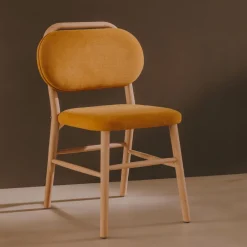 Kave Home Chenille Eetkamerstoelen|Beige Eetkamerstoelen|Eetkamerstoel Helda Chenille en eikenhout