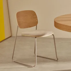 Kave Home Chenille Eetkamerstoelen|Beige Eetkamerstoelen|Eetkamerstoel Meli Hout en chenille, kleur Beige