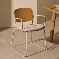 Kave Home Chenille Eetkamerstoelen|Beige Eetkamerstoelen|Eetkamerstoel Meli Hout en chenille, kleur Beige