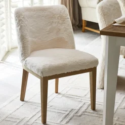 Rivièra Maison Eetkamerstoelen Bouclé / Teddy|Eetkamerstoelen Zonder Armleuning|Eetkamerstoel Whistler Rubberhout en Faux Fur, kleur Snow