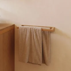 Kave Home Badkameraccessoires|Wandrekjes & Wandplanken|Handdoekenrek Kenta Teakhout, kleur Naturel
