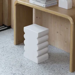 Zuiver Krukjes|Krukje/Bijzettafel Curves 30 x 21cm