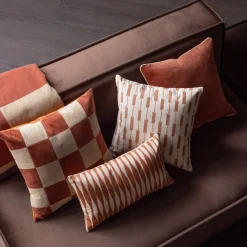 WOOOD Sierkussens|Kussen Zena Set van 4 stuks, kleur Roze/Roestbruin