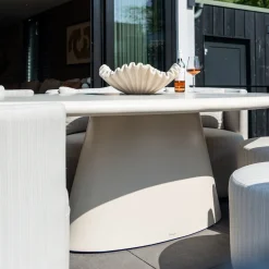 Richmond Interiors Eettafels Voor In Je Tuin|Ovale Eettafel|Ovale Eettafel Urban Bloom 220 x 115cm