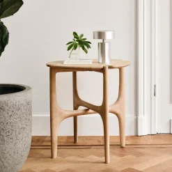 Ethnicraft Ronde Bijzettafel|Ronde Bijzettafel PI Gevernist Hout, 47cm