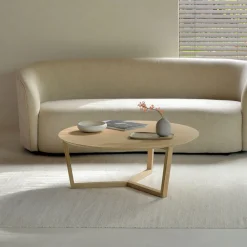 Ethnicraft Ronde Salontafel|Ronde Salontafel Tripod Gevernist Eikenhout, 96cm