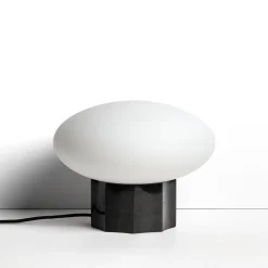 Kave Home Tafellampen|Tafellamp Idela Glas en marmer, Ø26cm Zwart