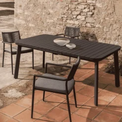 Kave Home Eettafels Voor In Je Tuin|Uitschuifbare Tuintafel Izola kleur Donkergrijs