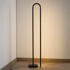 Kave Home Vloerlampen|Vloerlamp Bow kleur Zwart
