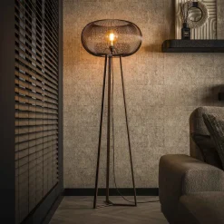 LifestyleFurn Vloerlampen|Vloerlamp Mallory 3-poot Zwart nikkel