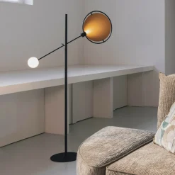 Zuiver Vloerlampen|Vloerlamp Sirius 140cm, kleur Zwart/Goud