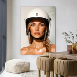 Urban Cotton Wandkleden|Wandkleed Chanel Helmet in maat en frame naar keuze