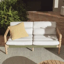 Kave Home Tuinbanken|2-zits Tuinbank Menfi Acaciahout en touw, 136cm Donkergroen