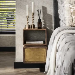 LifestyleFurn Nachtkastjes|Nachtkastjes|Zwevend Nachtkastje Renée Mangohout en brass, 42 x 30cm Massief mango zwart